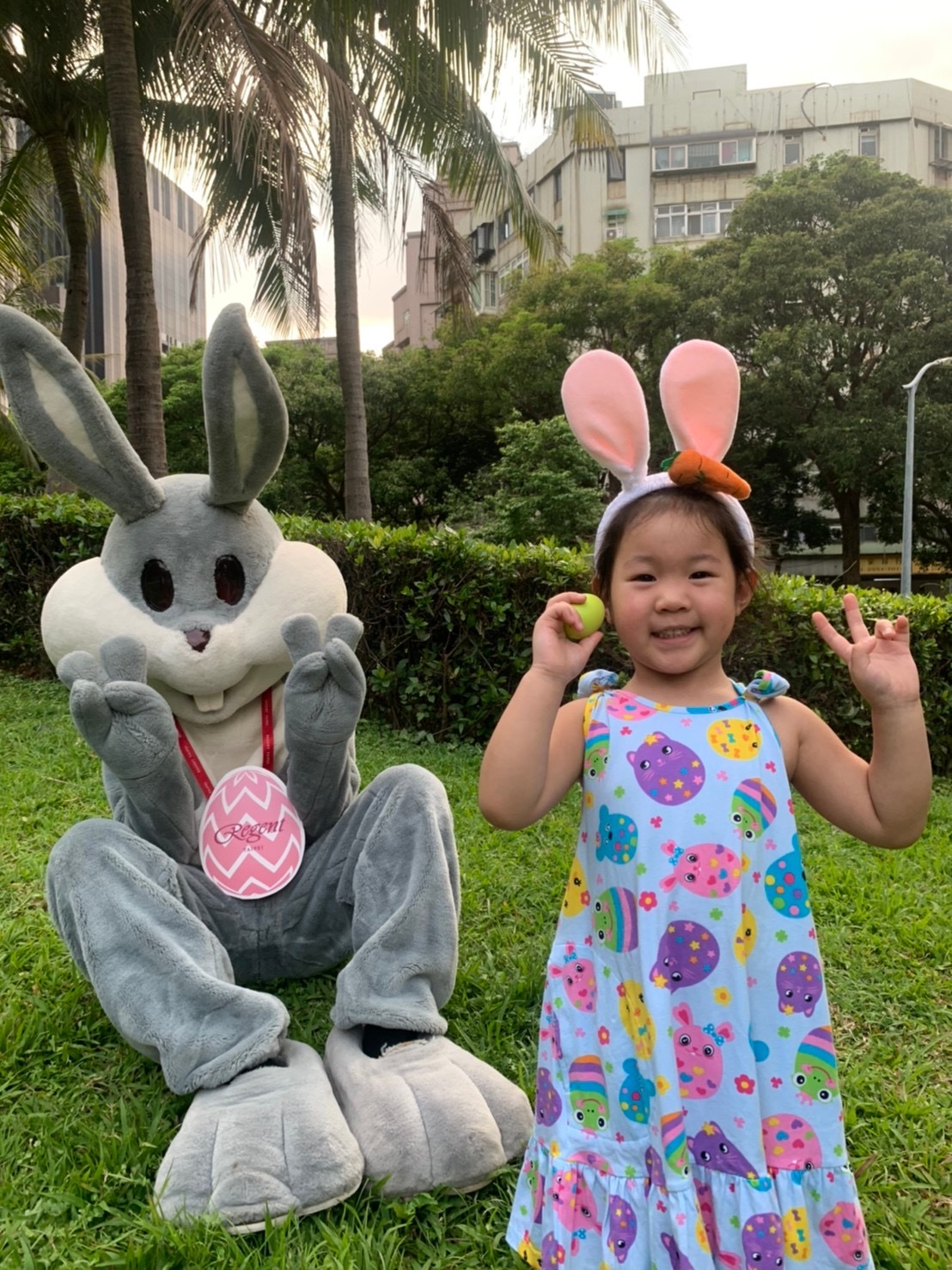 Regent_Regent_s Bunny Rabbit brings guests to a nearby park to search for hidden Easter Eggs and compete in the exciting egg-rolling race.jpeg